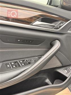 بي ام دبليو الفئة 5